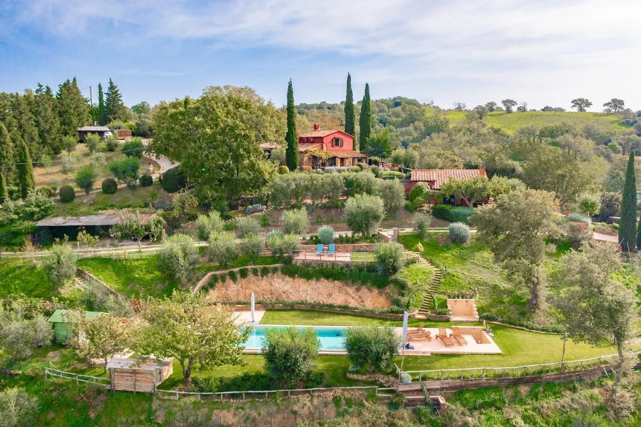 Podere Torricelle 69B Pancole Gr, Seaview Infinity Pool, Jacuzzi, Sauna, Exclusive Villa For 4 And Independent Extra Suite For 2 In Main Villa With Private Ensuite Bathroom, Kitchenette, Dining Area For 6 With Barbeque In Exclusive Private Garden