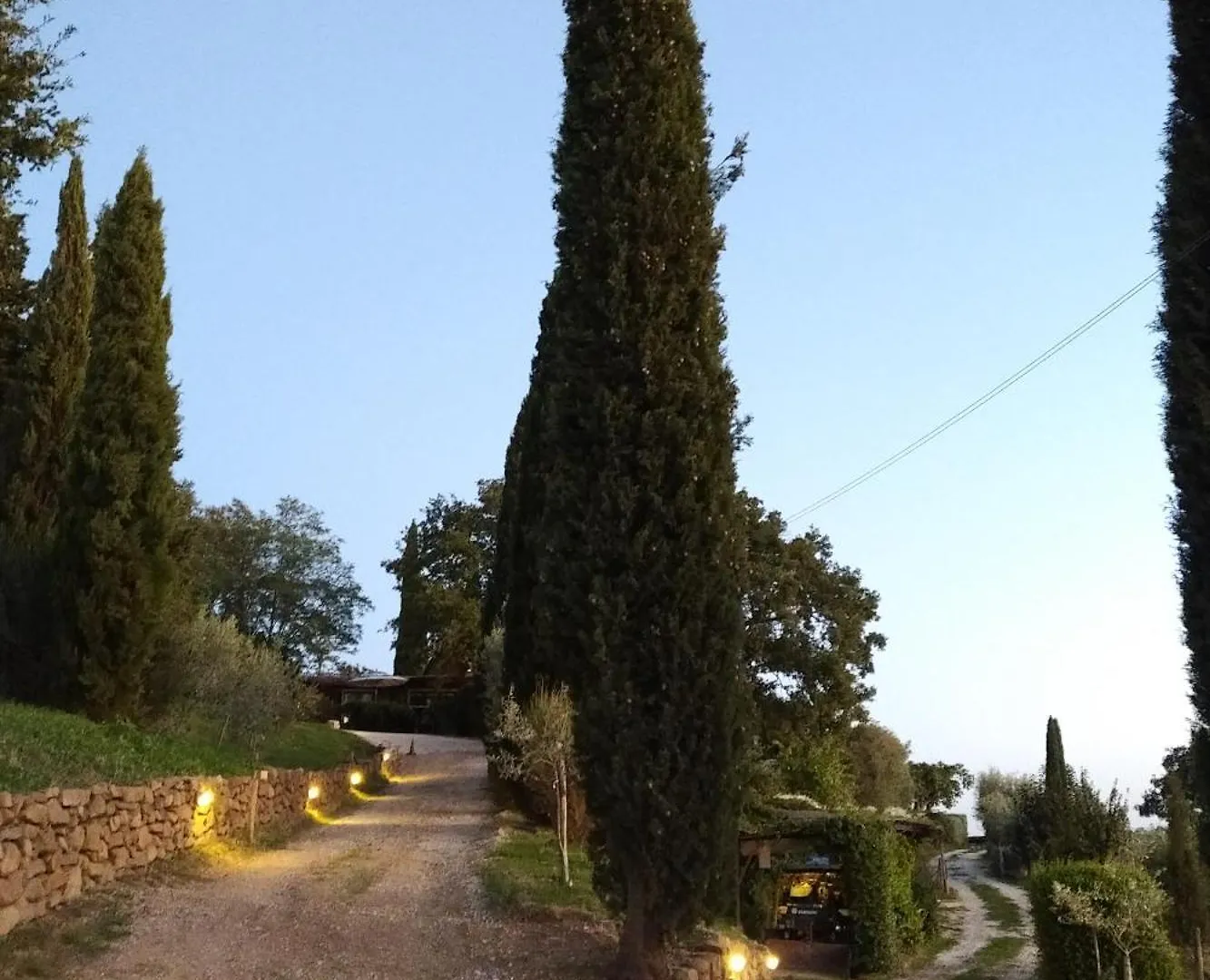 Podere Torricelle 69B Pancole Gr, Seaview Infinity Pool, Jacuzzi, Sauna, Exclusive Villa For 4 And Independent Extra Suite For 2 In Main Villa With Private Ensuite Bathroom, Kitchenette, Dining Area For 6 With Barbeque In Exclusive Private Garden