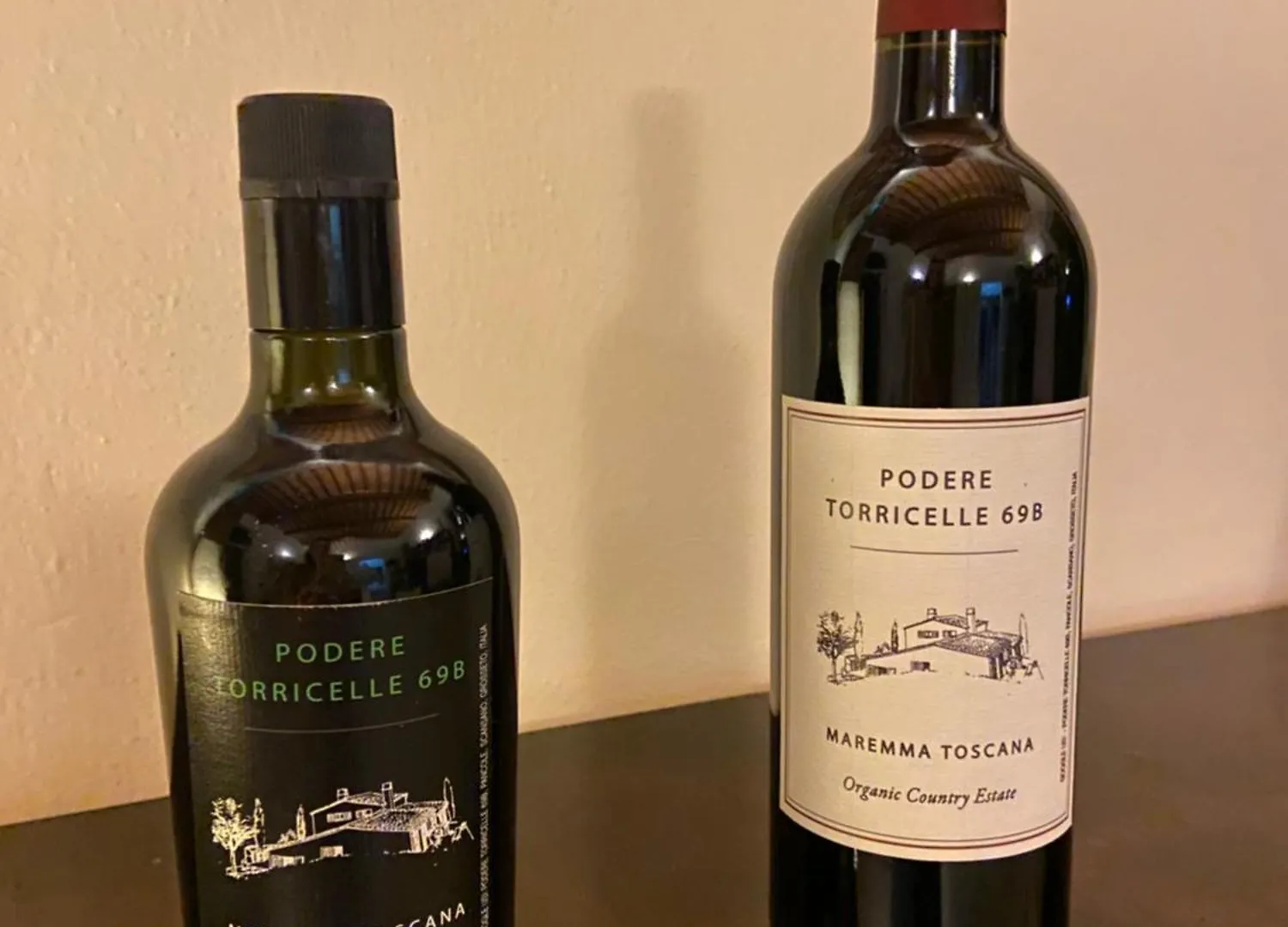 Podere Torricelle 69B Pancole Gr, Seaview Infinity Pool, Jacuzzi, Sauna, Exclusive Villa For 4 And Independent Extra Suite For 2 In Main Villa With Private Ensuite Bathroom, Kitchenette, Dining Area For 6 With Barbeque In Exclusive Private Garden 0*,  Italia